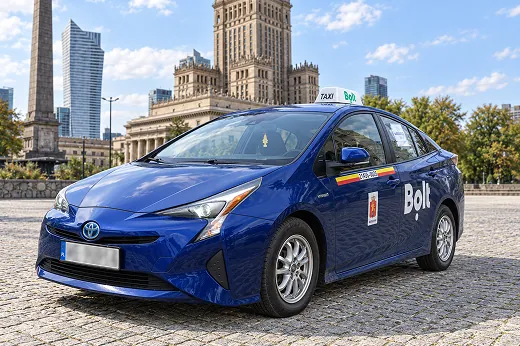 Toyota Prius 4 Hybrid в парке G CAR Partner в Варшаве